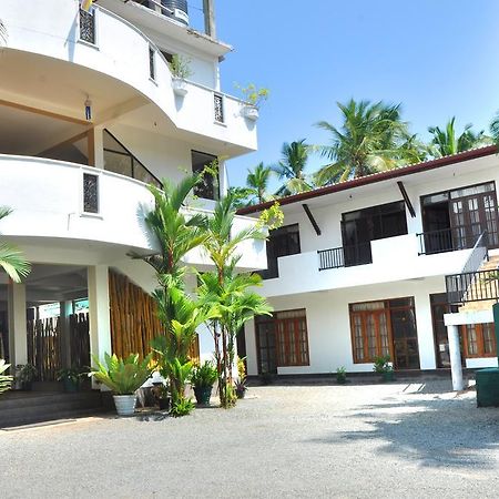 Green Shadows Beach Hotel واديوفا المظهر الخارجي الصورة