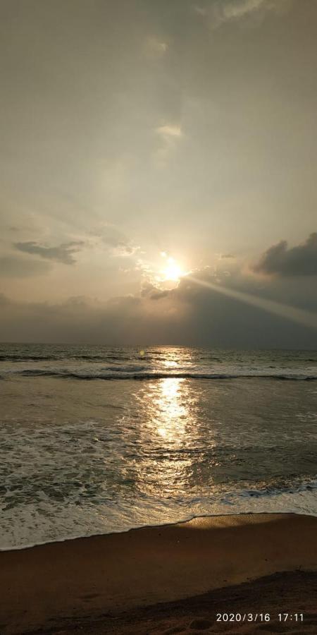 Green Shadows Beach Hotel واديوفا المظهر الخارجي الصورة