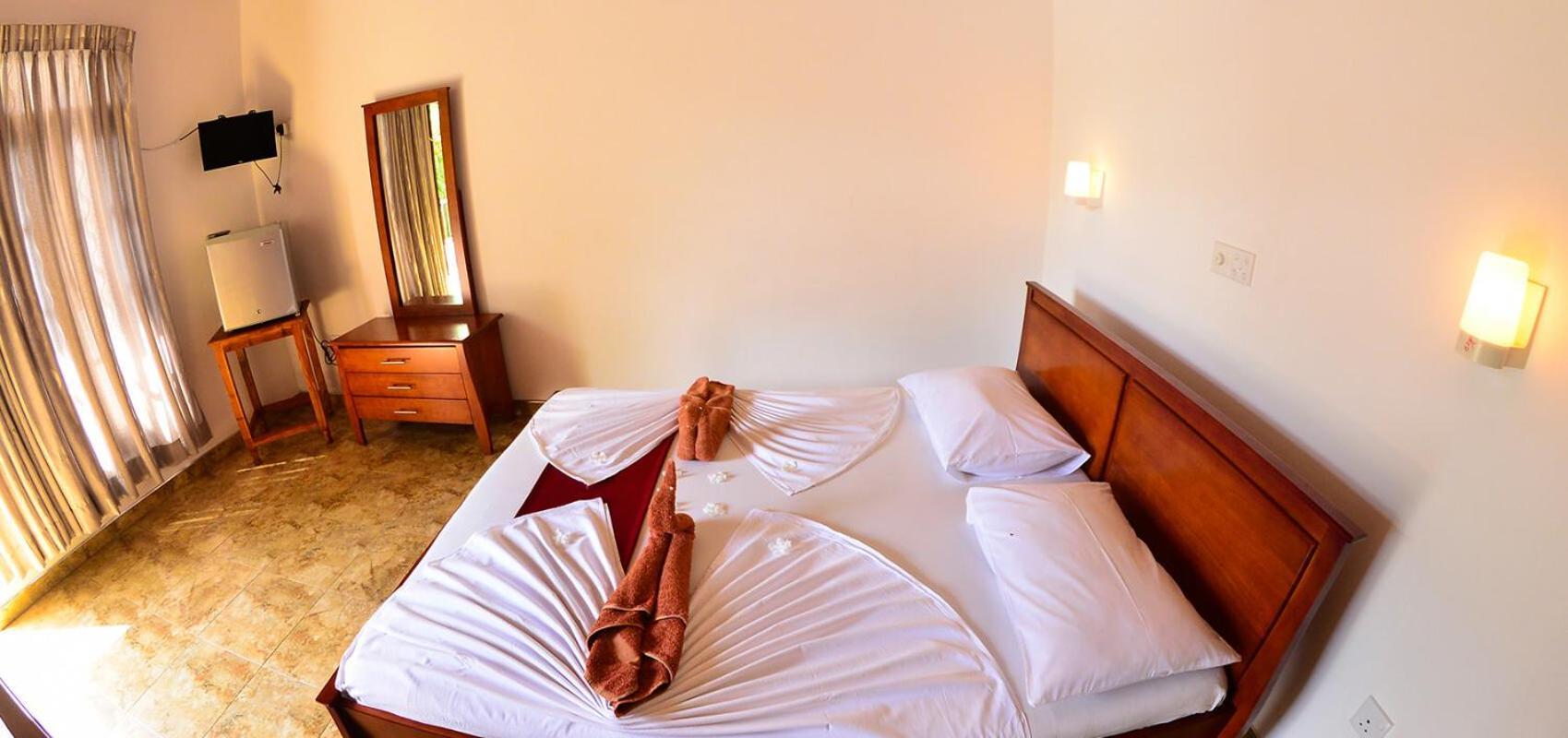 Green Shadows Beach Hotel واديوفا المظهر الخارجي الصورة